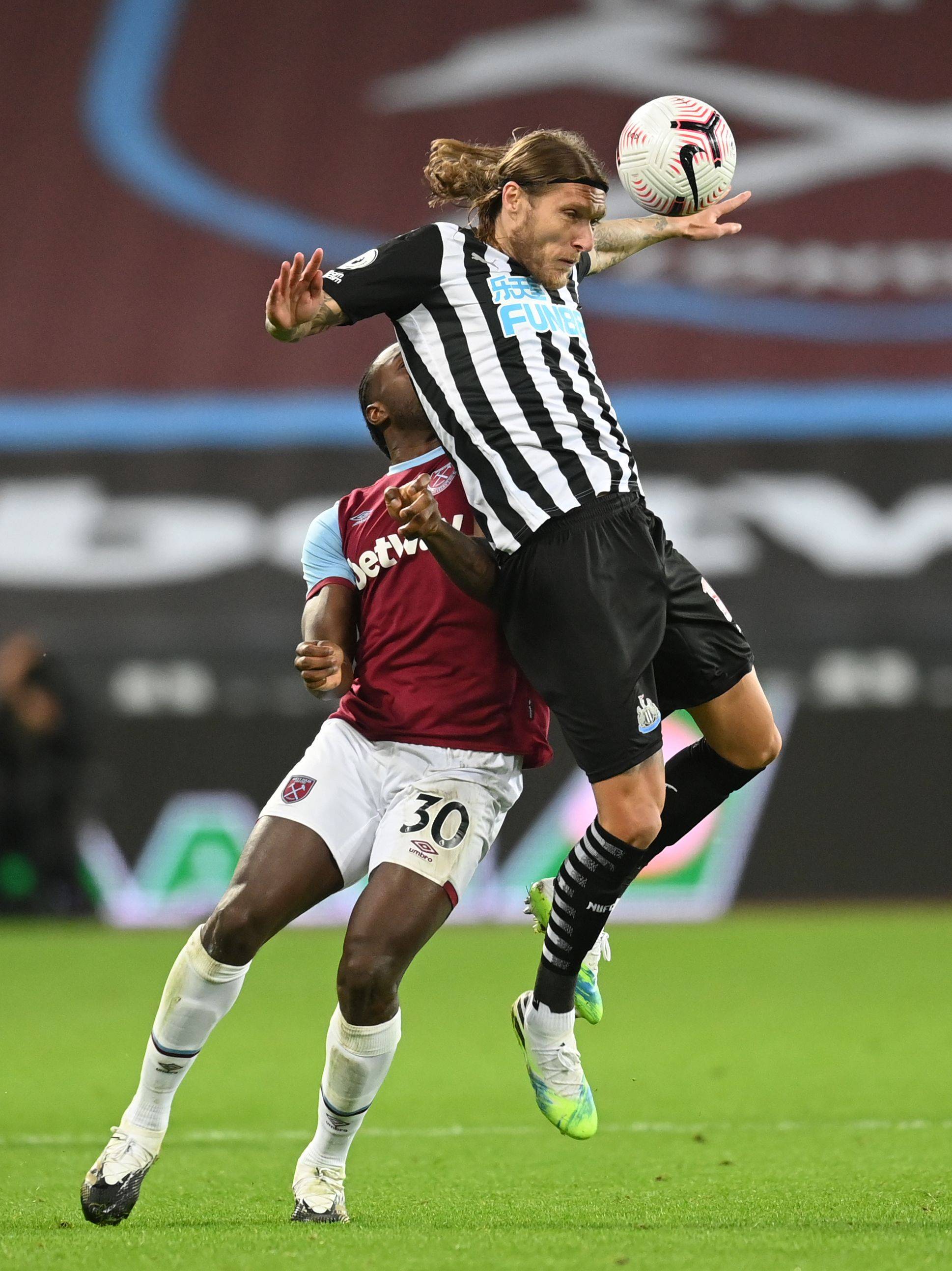 防守意识与 防守意识与